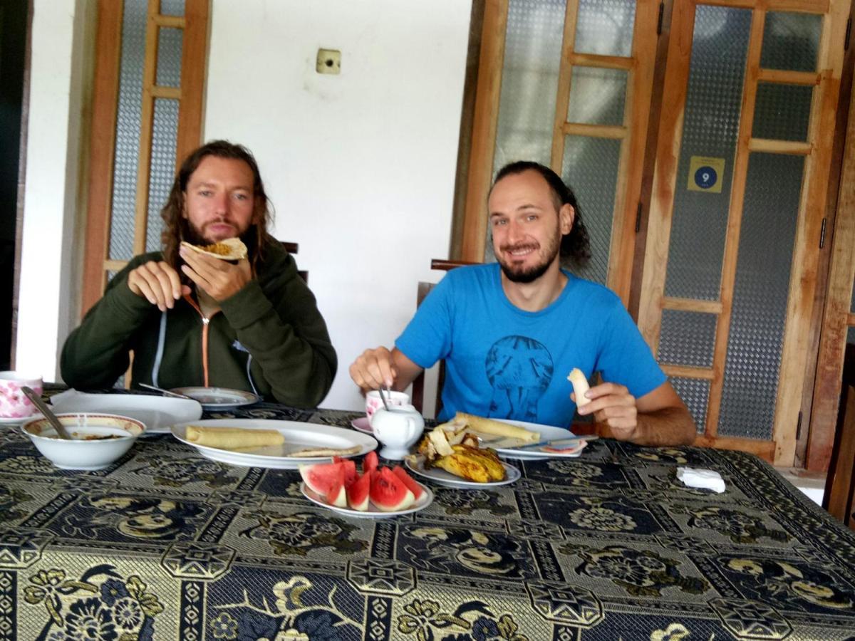 Sri Bhavan 埃拉 外观 照片
